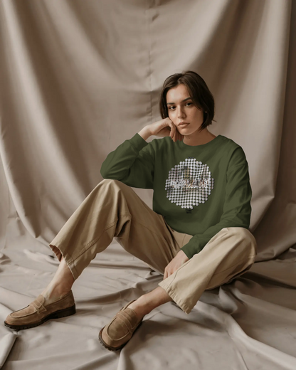 Retro-Fit Spotted City Circle Sweatshirt